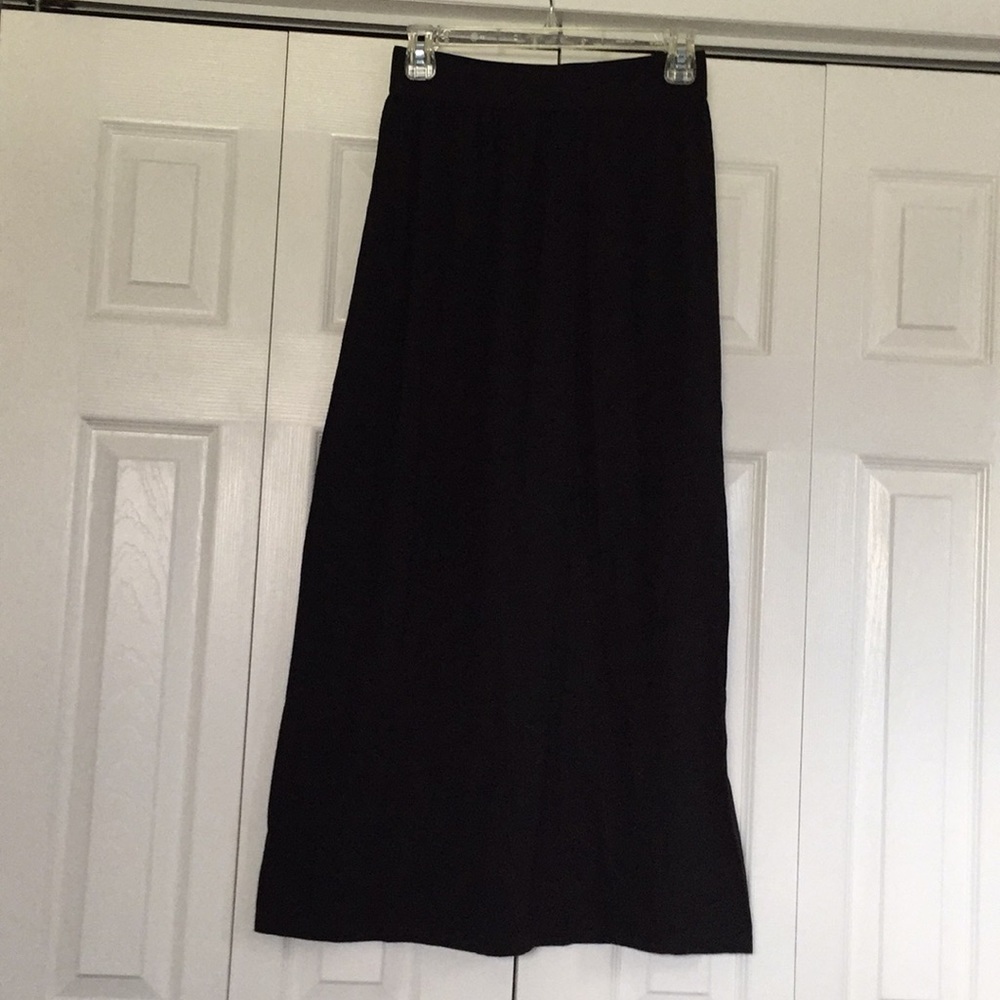 Uniqlo Black Maxi